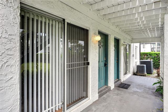 4205 S. SEMORAN BLVD 11, Orlando, FL 32822