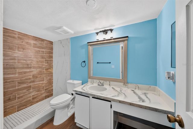 4205 S. SEMORAN BLVD 11, Orlando, FL 32822