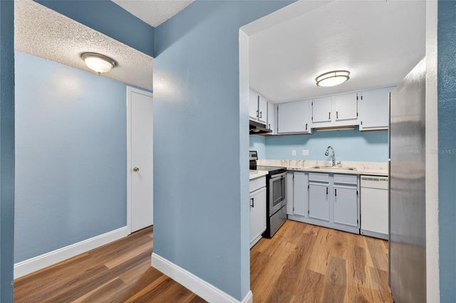 4205 S. SEMORAN BLVD 11, Orlando, FL 32822