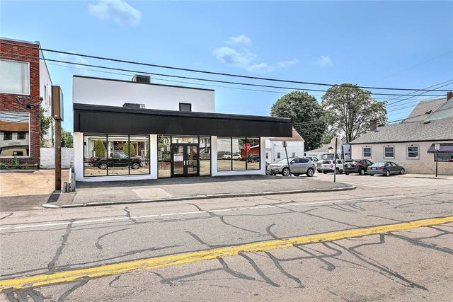 577 Warren Avenue, East Providence, RI 02914