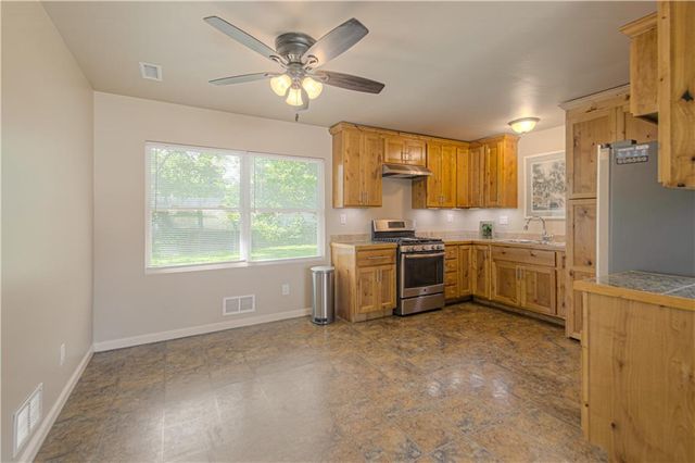 7317 E 109th Street, Kansas City, MO 64134