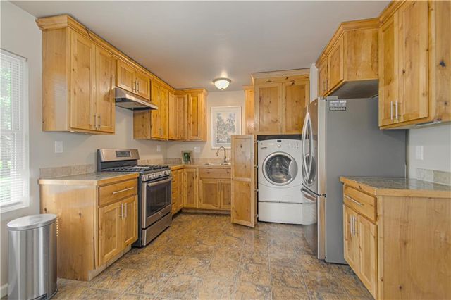 7317 E 109th Street, Kansas City, MO 64134