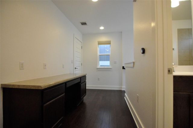1908 Cleese DR 173C, Austin, TX 78741