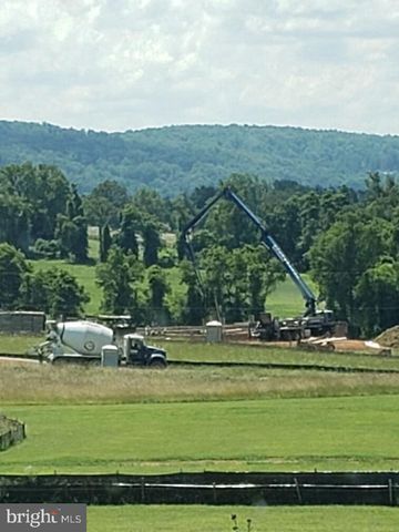 40975 YAKEY, Lovettsville, VA 20180