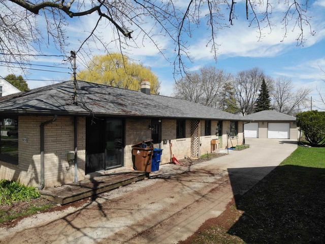 637 STATE STREET, Menasha, WI 54952