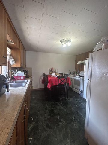637 STATE STREET, Menasha, WI 54952