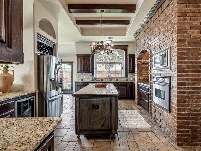 17008 Platinum Lane, Edmond, OK 73012