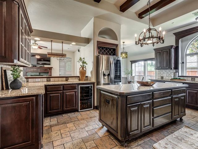 17008 Platinum Lane, Edmond, OK 73012