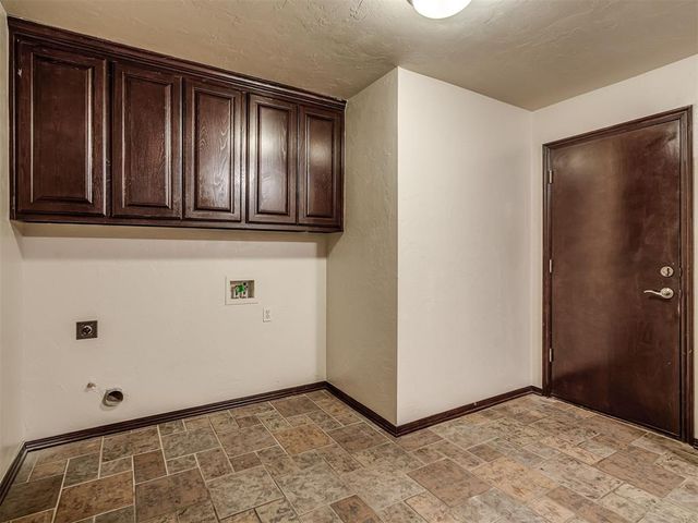 17008 Platinum Lane, Edmond, OK 73012