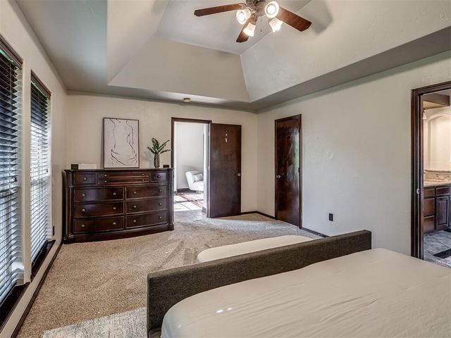 17008 Platinum Lane, Edmond, OK 73012