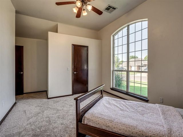 17008 Platinum Lane, Edmond, OK 73012