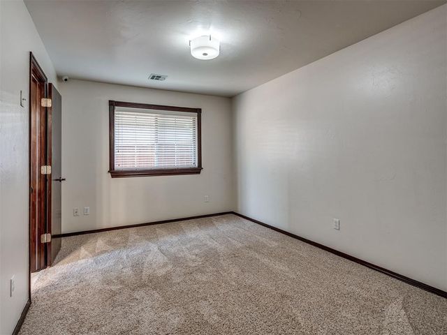 17008 Platinum Lane, Edmond, OK 73012