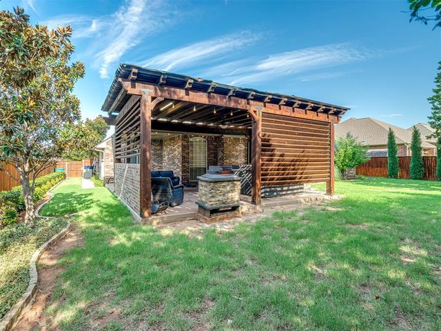 17008 Platinum Lane, Edmond, OK 73012