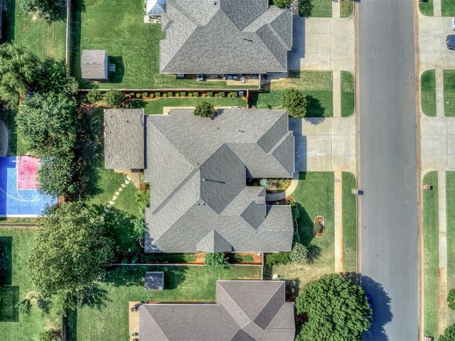 17008 Platinum Lane, Edmond, OK 73012