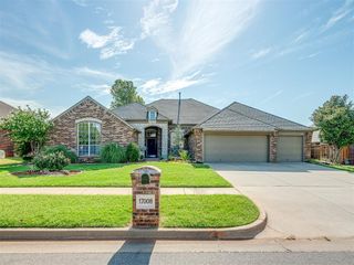 17008 Platinum Lane, Edmond, OK 73012