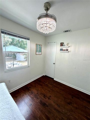 2842 15TH AVENUE N, St Petersburg, FL 33713