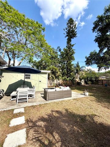 2842 15TH AVENUE N, St Petersburg, FL 33713