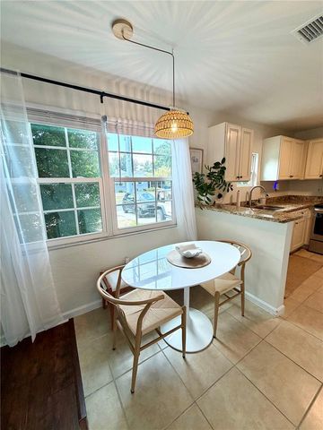 2842 15TH AVENUE N, St Petersburg, FL 33713