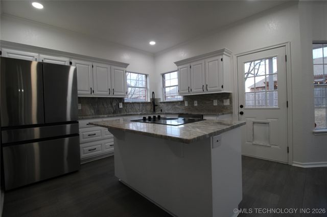 705 N Aster Avenue, Broken Arrow, OK 74012