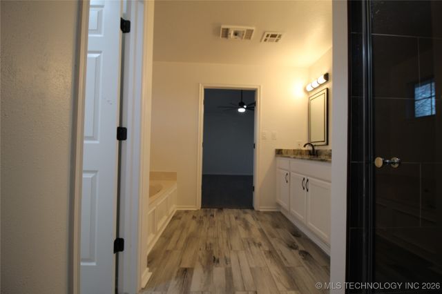 705 N Aster Avenue, Broken Arrow, OK 74012