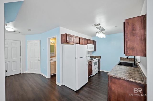 1517 Regency Road 135, Gulf Shores, AL 36542