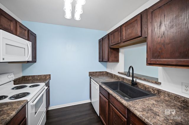 1517 Regency Road 135, Gulf Shores, AL 36542