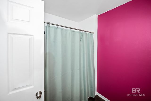 1517 Regency Road 135, Gulf Shores, AL 36542