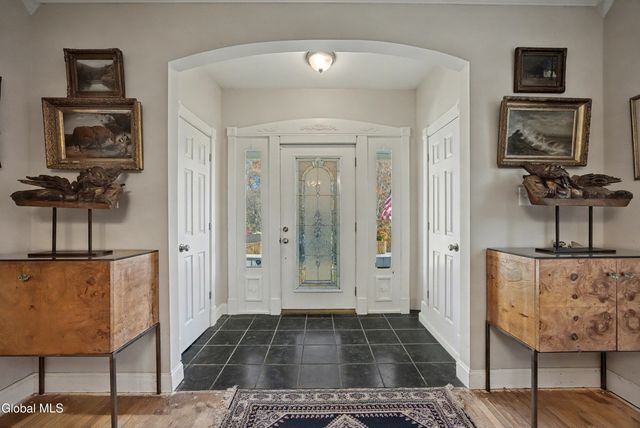 12 The Mall Street, Amsterdam, NY 12010