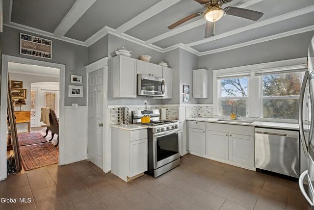 12 The Mall Street, Amsterdam, NY 12010