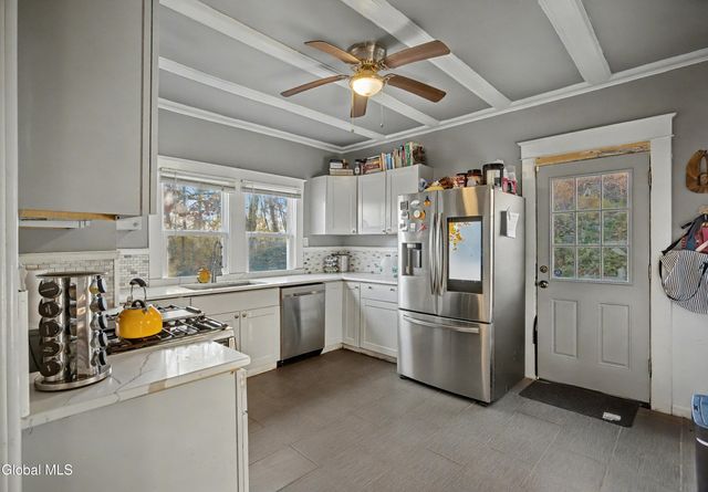 12 The Mall Street, Amsterdam, NY 12010