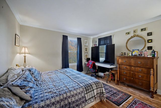 12 The Mall Street, Amsterdam, NY 12010