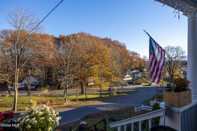 12 The Mall Street, Amsterdam, NY 12010