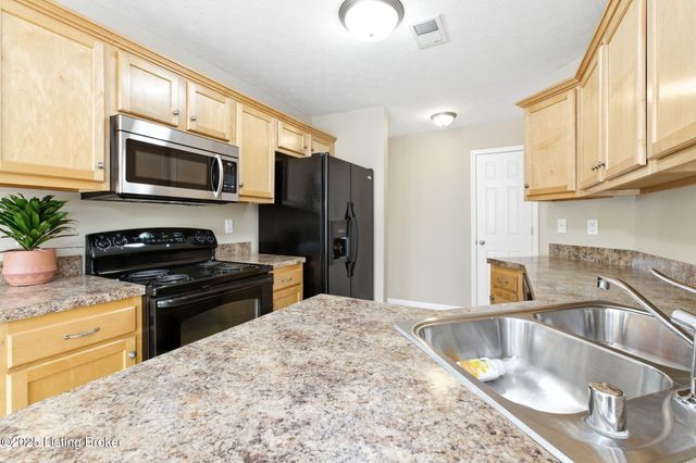 10009 Vista Springs Way, Louisville, KY 40291