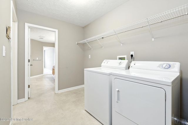 10009 Vista Springs Way, Louisville, KY 40291