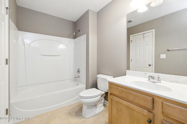 10009 Vista Springs Way, Louisville, KY 40291