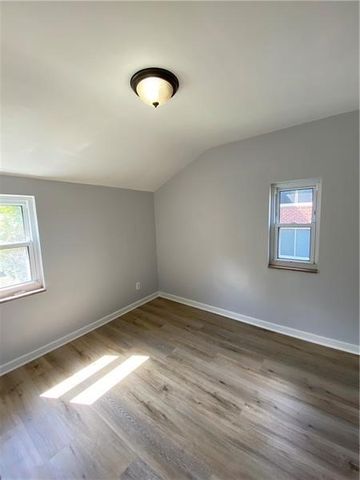 1002 Hartman St, Mckeesport, PA 15132