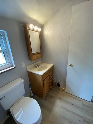 1002 Hartman St, Mckeesport, PA 15132