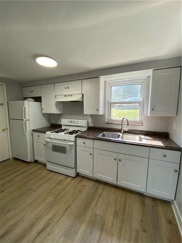 1002 Hartman St, Mckeesport, PA 15132