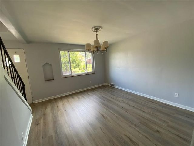 1002 Hartman St, Mckeesport, PA 15132