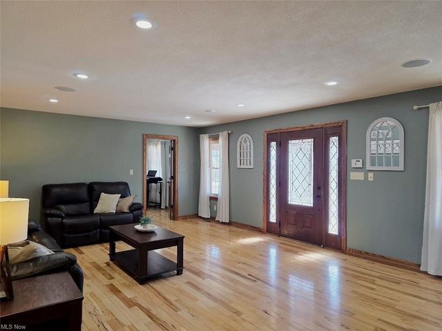 10133 Fishel Street, Pleasant City, OH 43772