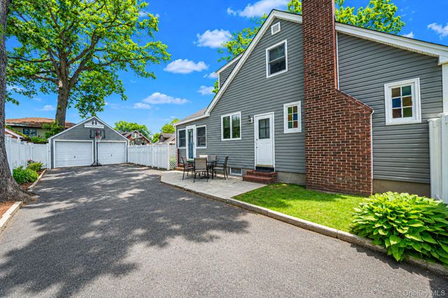 1905 Park Avenue, East Meadow, NY 11554