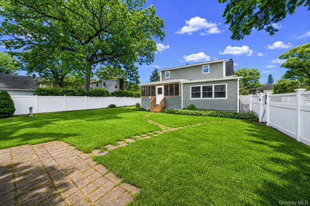 1905 Park Avenue, East Meadow, NY 11554