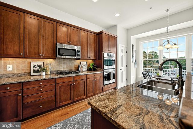 3534 GODDARD WAY, Alexandria, VA 22304