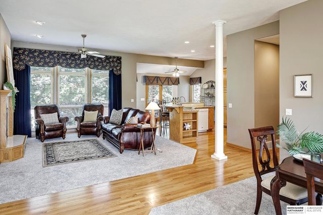 5602 N 163rd Street, Omaha, NE 68116