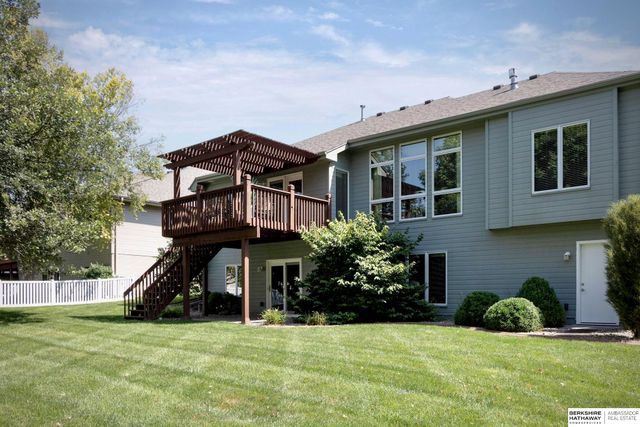 5602 N 163rd Street, Omaha, NE 68116