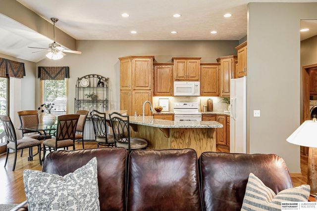 5602 N 163rd Street, Omaha, NE 68116