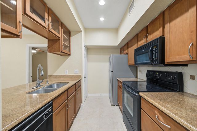 2700 Revere Street 137, Houston, TX 77098
