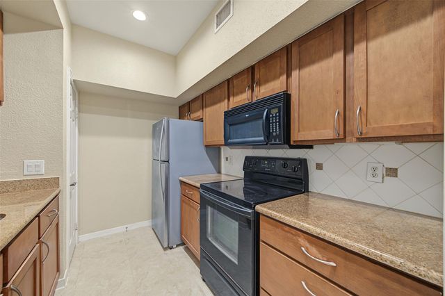 2700 Revere Street 137, Houston, TX 77098
