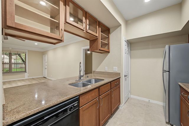 2700 Revere Street 137, Houston, TX 77098