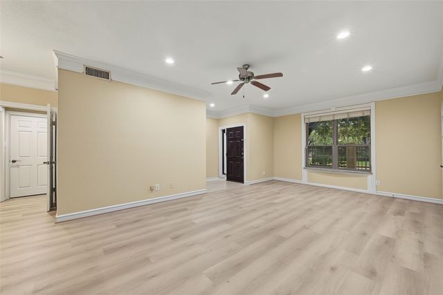 2700 Revere Street 137, Houston, TX 77098